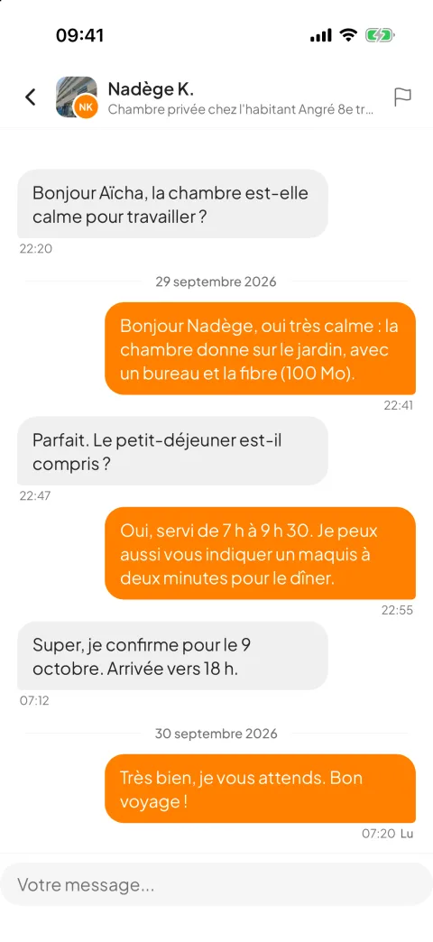 Conversation entre un hôte et une voyageuse dans l'app MyLoka