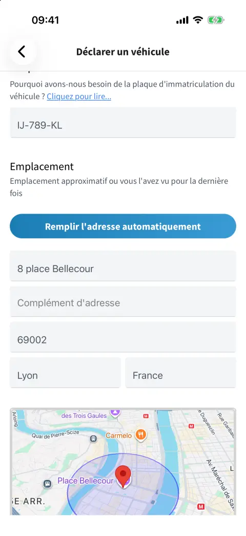 Formulaire pour déclarer un véhicule aperçu avec plaque, adresse et carte